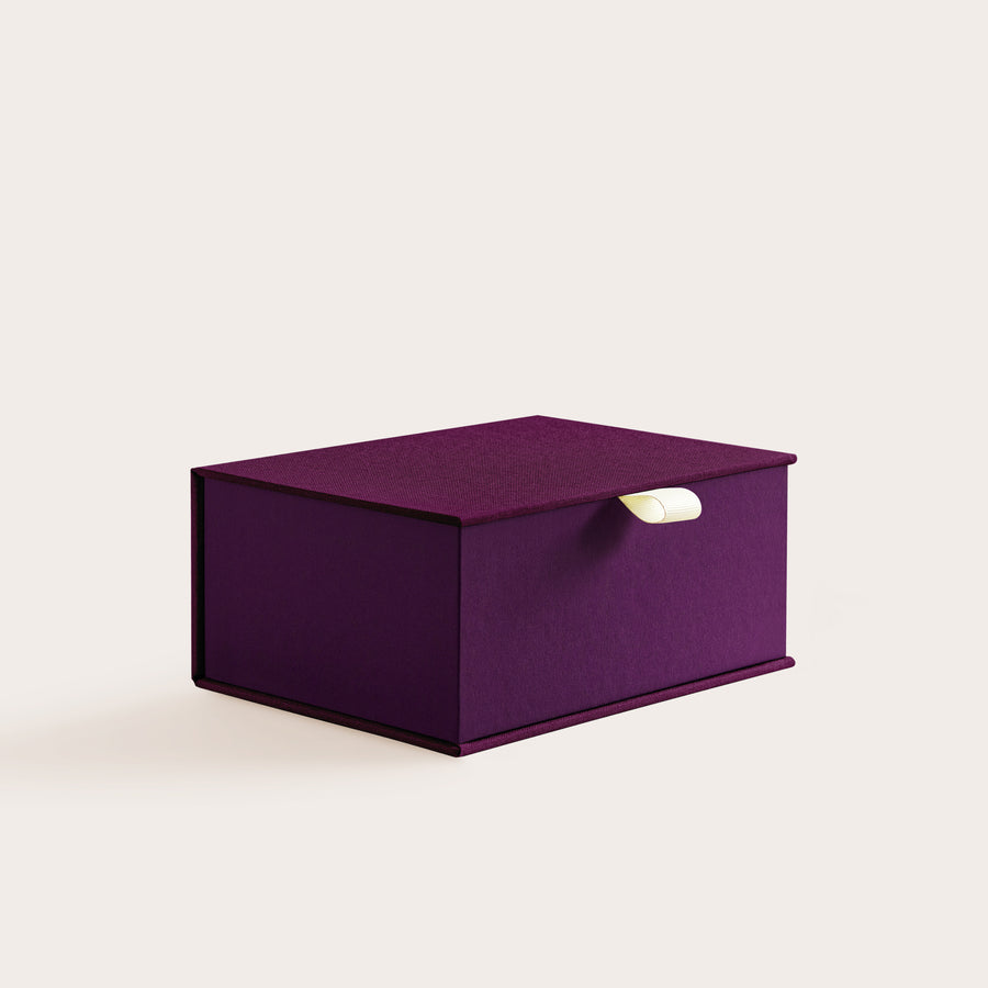 Handcrafted Huckleberry and Prune coloured keepsake box